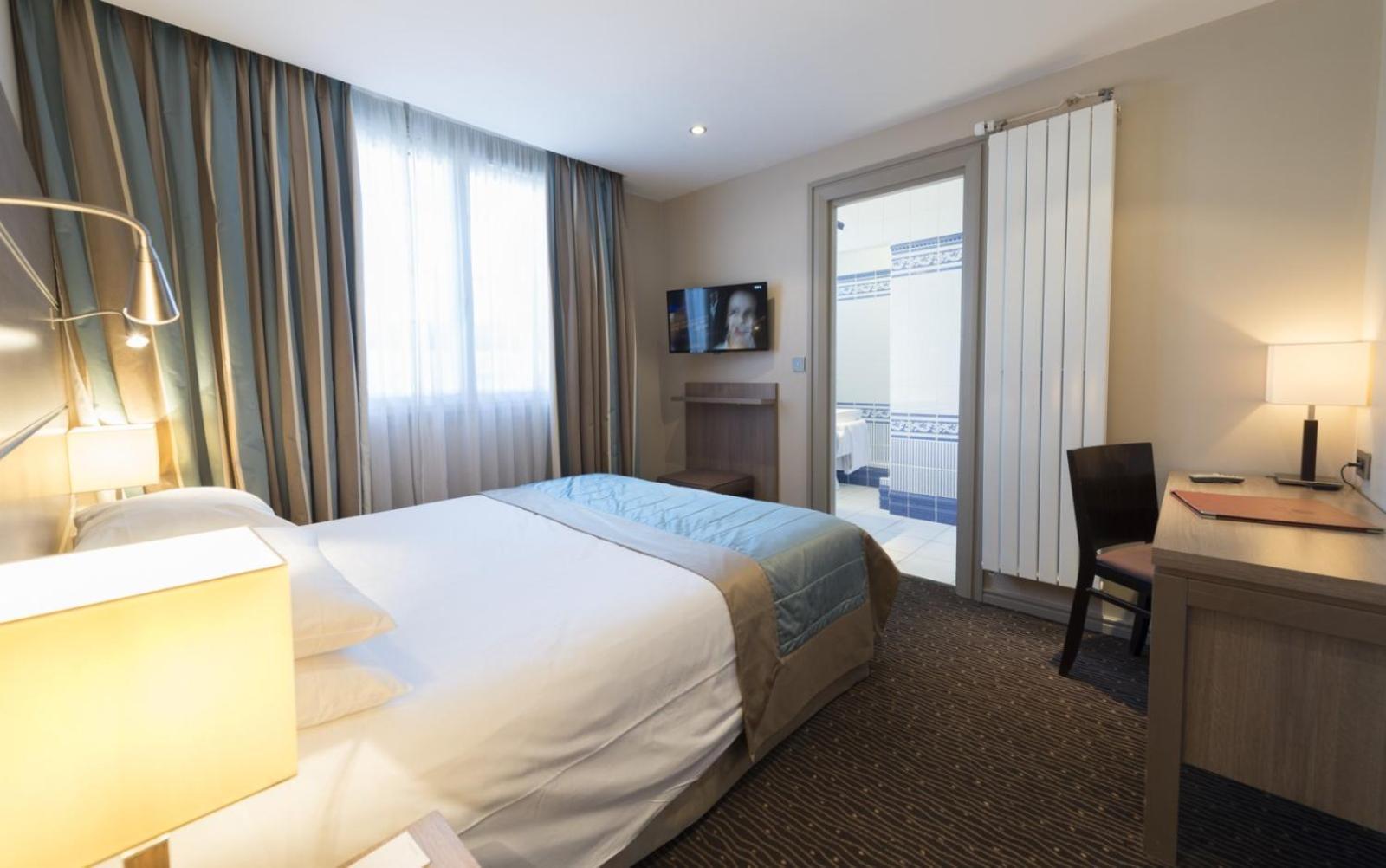 Hotel Bristol 3*